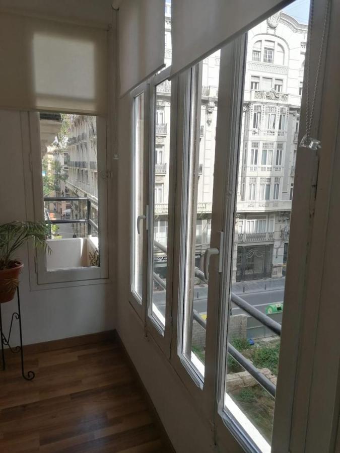 Apartamento con encanto Mila Valencia Exterior foto