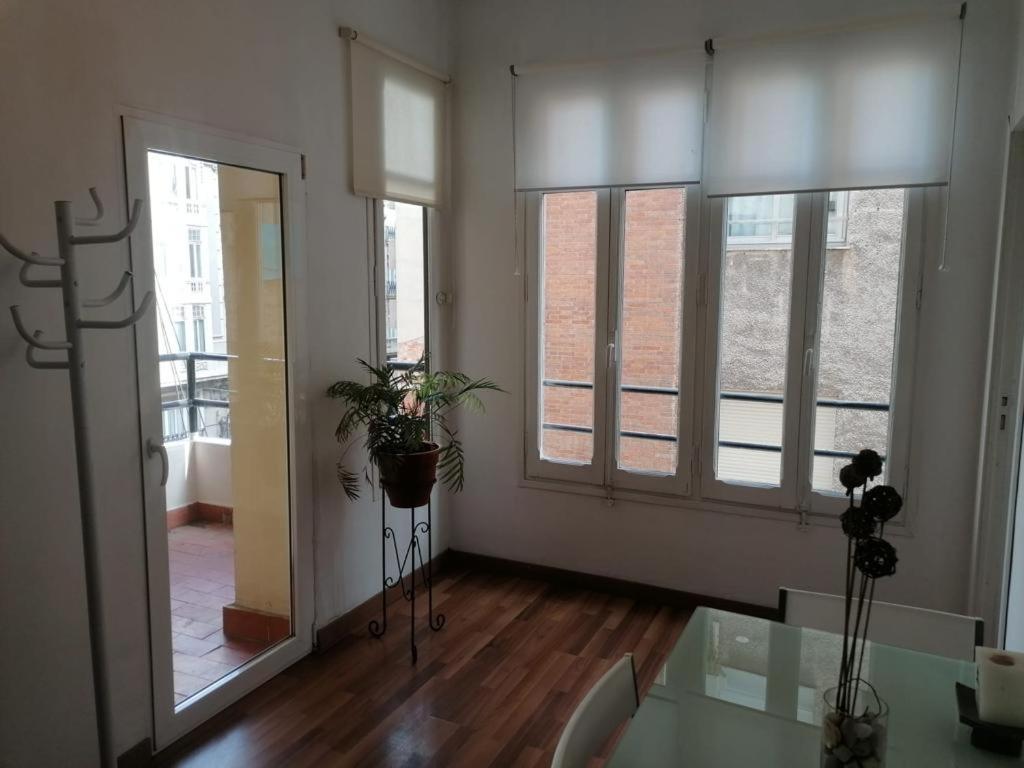 Apartamento con encanto Mila Valencia Exterior foto